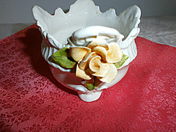 Porcelain, pink ring holder basket