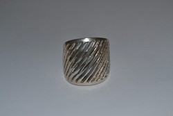 Áttört mintás ezüst gyűrű  02 ( nagyobb méret )