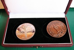 MÉE Budapest Erdélyért ezüst és bronz érmek 1988. -díszdobozában- BU