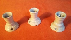 Három régi porcelán Noris foglalat
