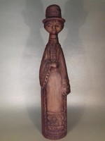 Gyűjteményből Kovács Mária KM  szignóval jelzett - Vőlegény kalapban kerámia szobor a nagy méret!