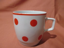 Piros pöttyös Zsolnay bögre, csésze