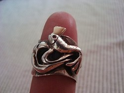 Izraeli kézműves ezüst gyűrű arannyal és rubinnal