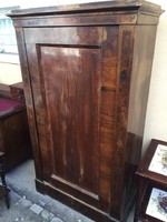 Biedermeier egy ajtós szekrény bútor