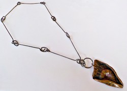Hatalmas iparművész nyaklánc bronz medállal
