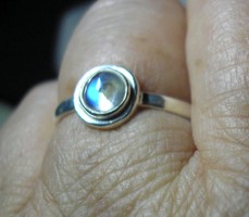 925 ezüst gyűrű, 19,8/62,2 mm szivárványos höldkővel