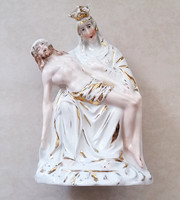 Pietá porcelán vallási szobor Mária Jézus kegytárgy 14,5 cm