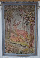 Szecessziós gobelin falikárpit erdei jelenettel szarvas vadász 102 x 154 cm 