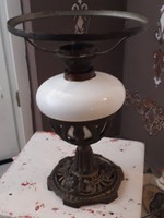 Antik  petroleumos asztali lámpa