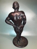 Herczeg Kis Béla jelzett bronzírozott fém szobor nagyméretű látványos 34 cm bodybuilder