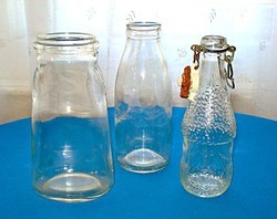 Retro üvegek: régi bambis, tejes, kompótos