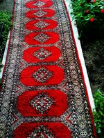 Csodálatos , iráni bársonyos , bokhara szőnyeg , 285 x 80 cm