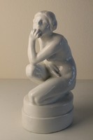 Kisfaludy Stróbl: Ülő akt kerámia szobor