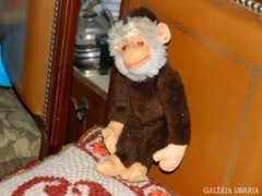 Antique approx. A 100-year-old straw-lined monkey
