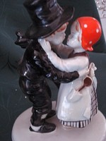 Nagyon ritka Metzler & Ortloff porcelán szerelmes pár figura, kéményseprő és kendős kislány