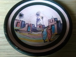 Kézzel festett fali tányér