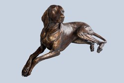 Életnagyságú fekvő Magyar Vizsla  bronz szobor