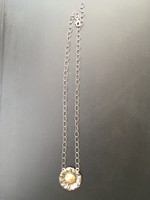 Ezüst izraeli nyaklánc,nyakék aranyozott virág medállal