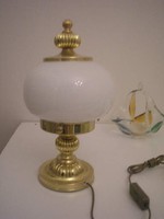 N13 Endy31 -nek kizárólag   Asztali működő szép állapotú gömb burás lámpa eladó 
