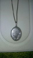 TÉLI VÁSÁR!!!!!!!!!Antik fényképtartós vésett ezüst medál Ezüst Láncon + Ajándék Ezüst Karkötővel