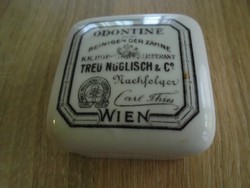 Bécsi porcelán gyógyszeres dobozka