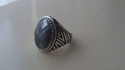 Ezüst pecsétgyűrű ovális csiszolt kővel 925 