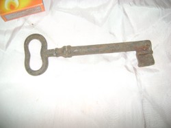 Antik, nagy méretű kulcs - 16 cm