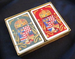 Römi póker kártya, 2 pakli dobozban, HUNGÁRIA Magyar Királyok Luxusrömi, címeres hátlappal