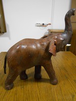 Elefánt szobor bőr barna 33*30*12 cm