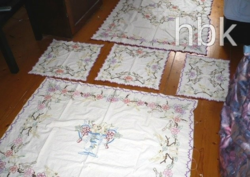 Set of 5 bird-embroidered tablecloths