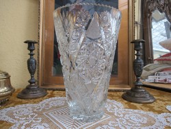 Dúsan csiszolt Ajka kristály váza