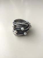  Ezüst gyűrű igazgyöngyökkel
