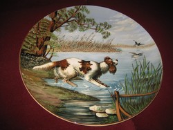 Large hunting scene, 40 cm, wall plate, with beautiful colors, marked and many shapes