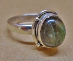 Egyedi szép ezüst valódi labradorit köves gyűrű