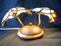 Tiffany íróasztal vagy éjjeli lámpa.Madár alakú nagyon szép darab.Működik.