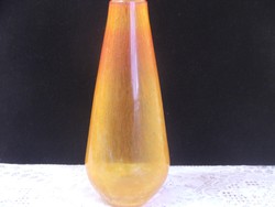 Narancs színű fátyolüveg váza