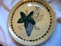 Nagy Beyer szőlő mintás kézműves fali tányér