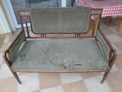 Szecessziós kanapé