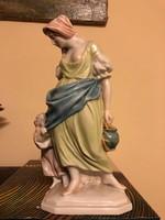 Herendi nagyméretű porcelánfigura : Anya gyermekével 