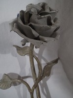 Fém - NAGY - Kovácsoltvas rózsa - egyedi készítés - 50 dkg - NAGY - 36 x 13 cm - hibátlan