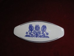 Ravenhouse porcelain oval bowl,, decoration blue motif, size 19.5 x 8 cm. He has!