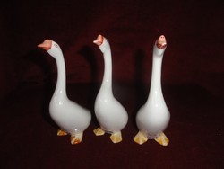 Hollóház porcelain, figural sculpture, goose with gray back, height 16 cm. He has!