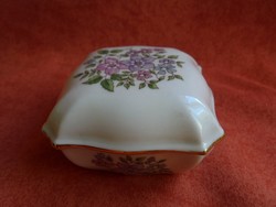 Zsolnay porcelán virágos bonbonier