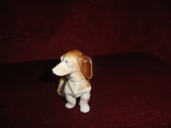 Dachshund figurine statue of Forein 7778, dog, 8.5 cm high. He has!