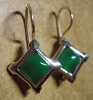 925 ezüst fülbevaló zöld ónix kővel, biztonsági kapoccsal