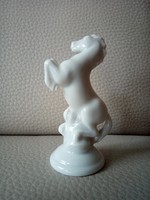 Doraj25-nek Augarten Wien lovacska porcelán ló miniatűr 6,5cm