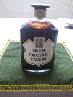 Tokaji  Vinum Tokajense  Passum   1968 ból  , 51 éves  !!!  