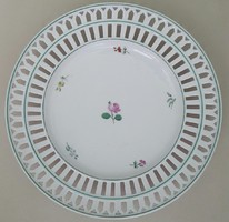 Lippert & haas in schlaggenwad 838/28 porcelain decorative plate with pierced edge: 24.5cm diameter