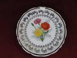Wawel Polish porcelain decorative plate. With carnation pattern, gold border. He has!