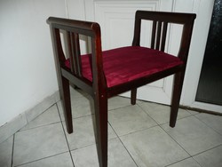 Szecessziós eredeti antik  kis szófa / ülőke / szék az új bársony kárpittal, teljesen stabil állapot